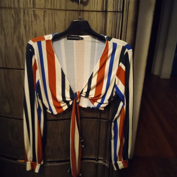 **** With this Cute & Sexy Top, all Eyes with Definitely be on You**** - Picture 5 of 6